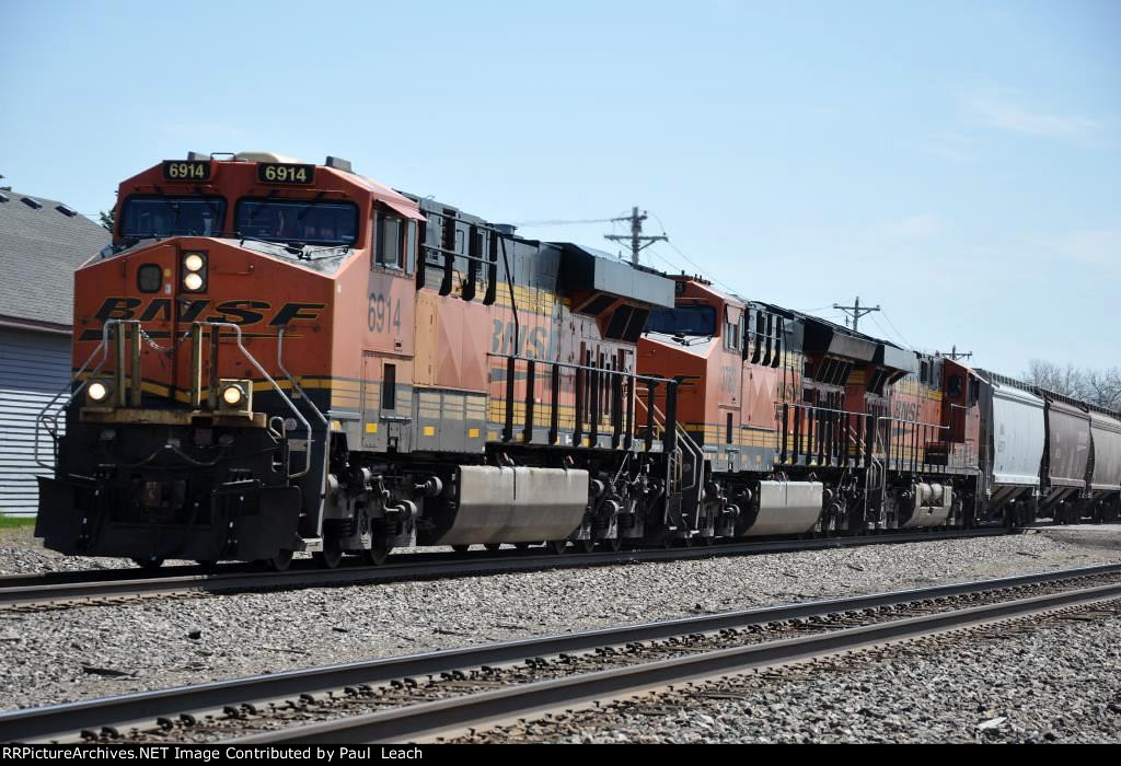 Westbound grain train